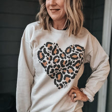 Load image into Gallery viewer, Leopard Heart Sweatshirt